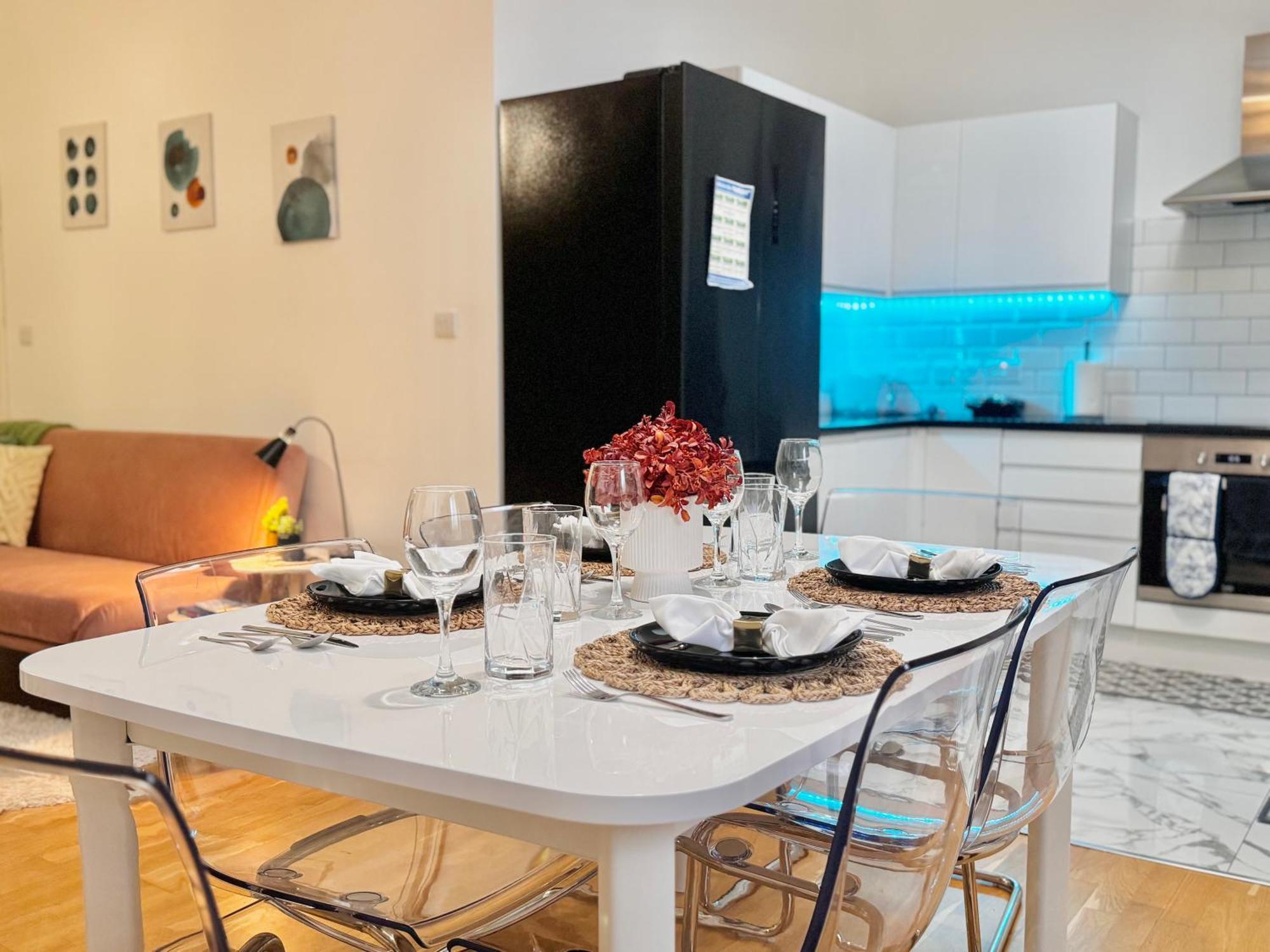 Modern 1-Bed Apt 30Min To Central London & Parking Luaran gambar